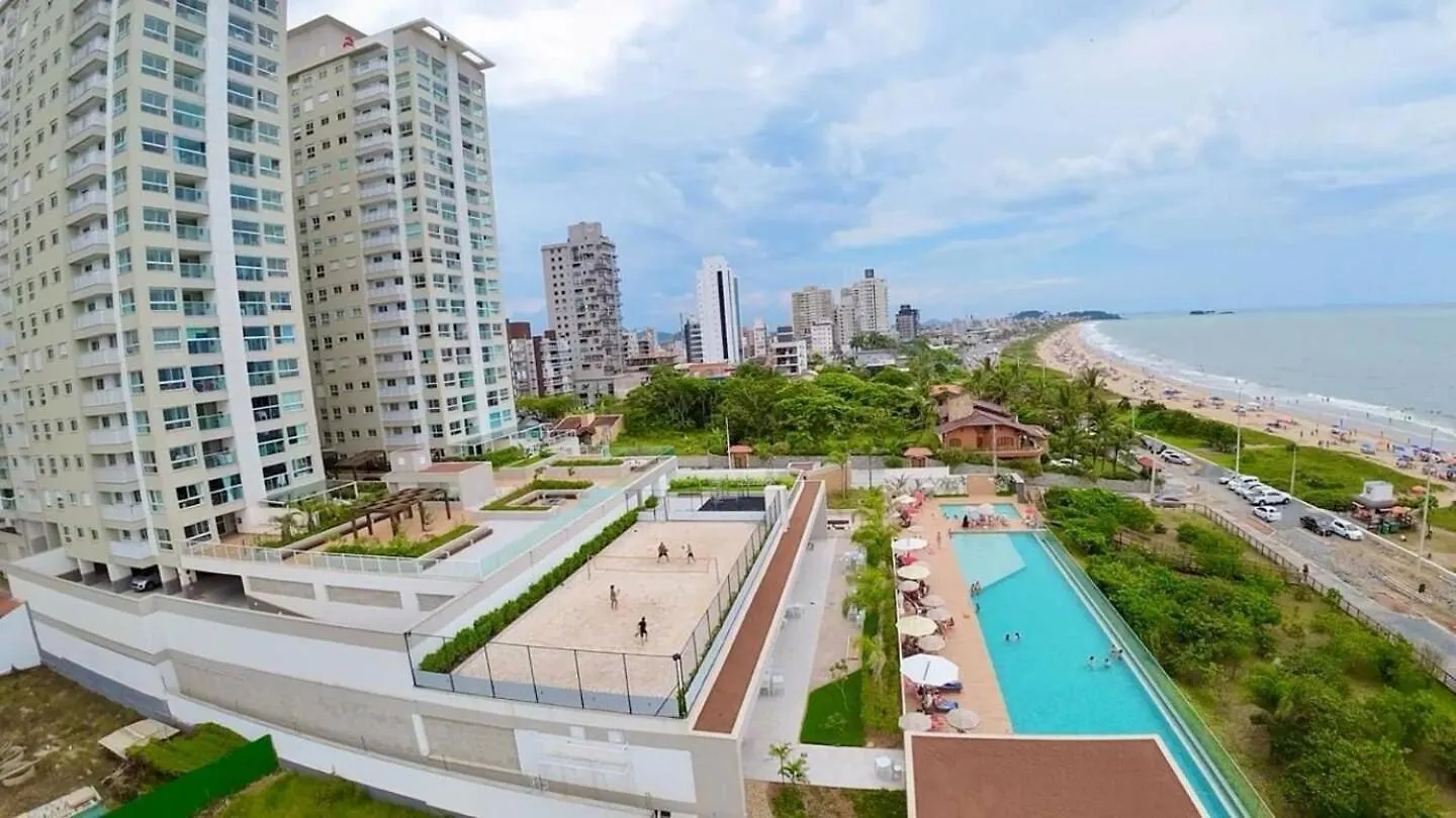 Frente Mar De Luxo | Home Club Completo Sum1403 Piçarras Brasilien